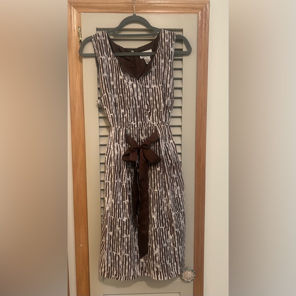 Brown and White Notched Neck Midi Dress